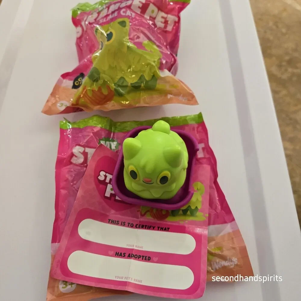 Wendy's My Strange Pet Slime Cat Kids Meal Toy Lot of 2 (1 Sealed 1 Open)